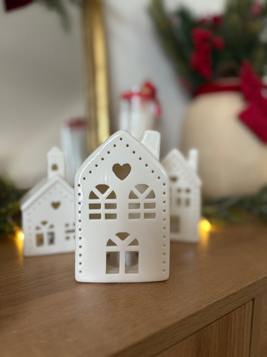 Maison lumineuse avec coeur (12,5cm)